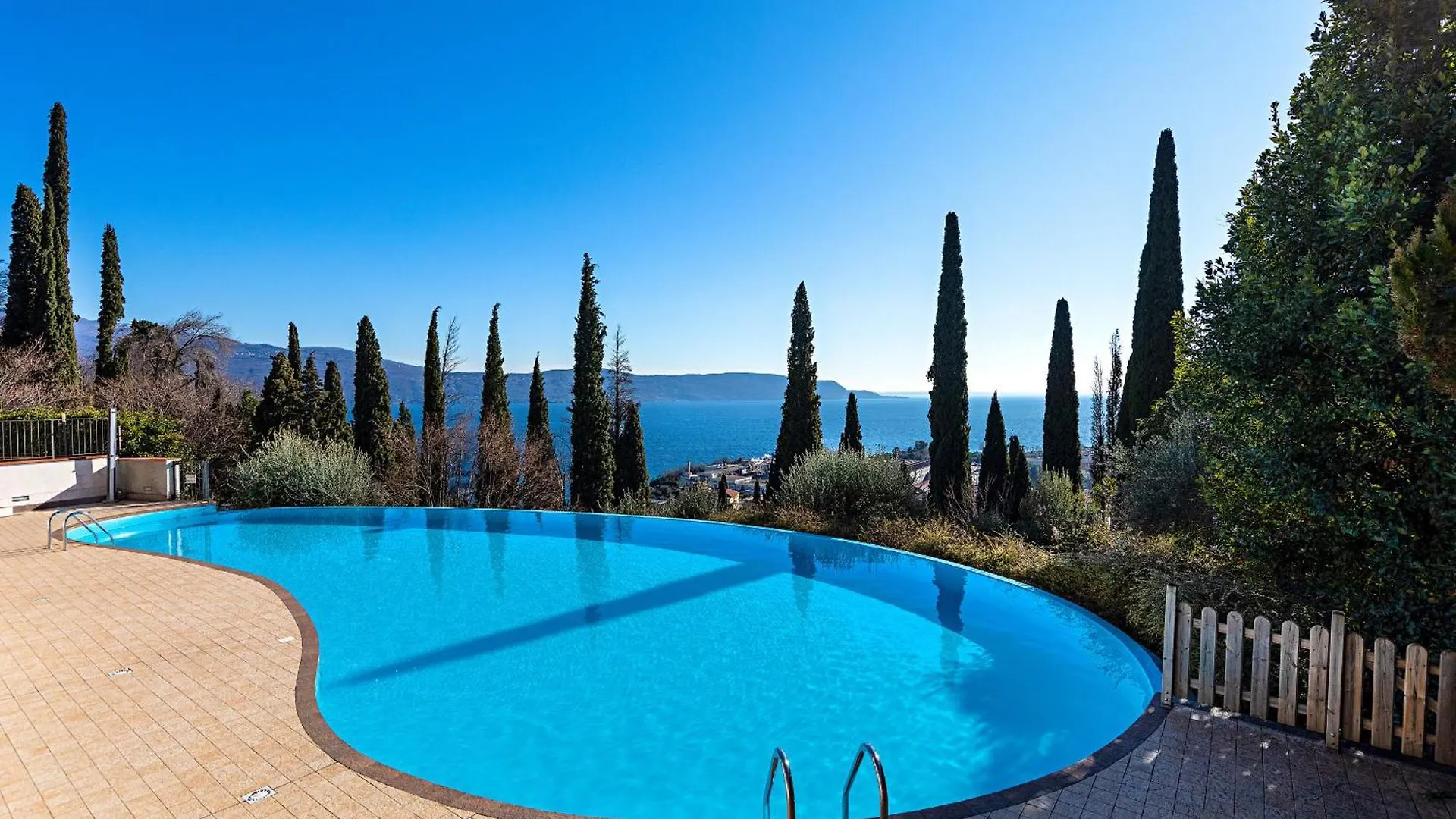 Bellavista 2-5 By Wonderful Italy Apartment Toscolano Maderno Italy